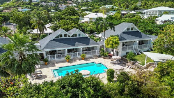 المنشأة من الخارج