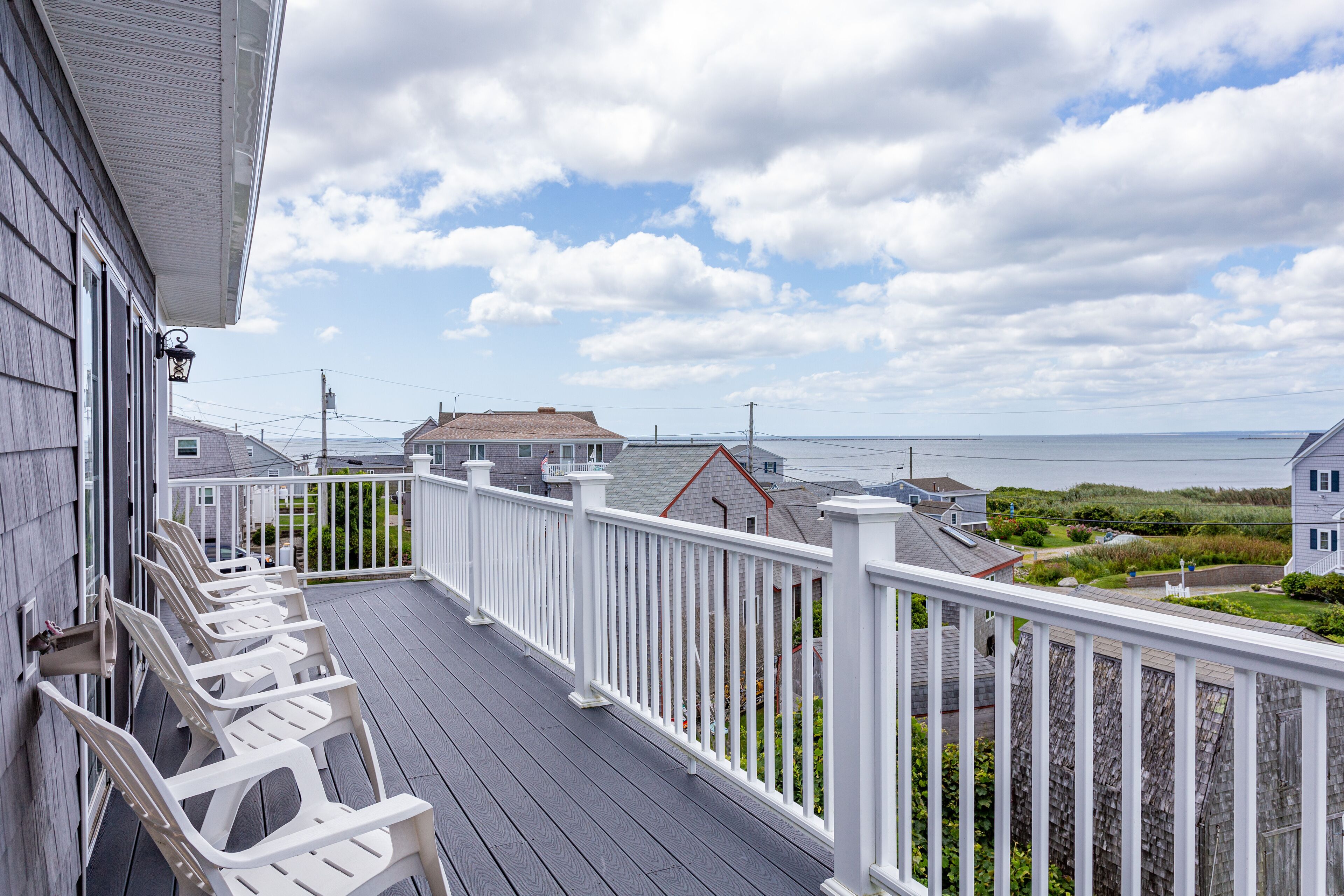 Ocean Views, Neighborhood Beach, A/C, 5 Beds
