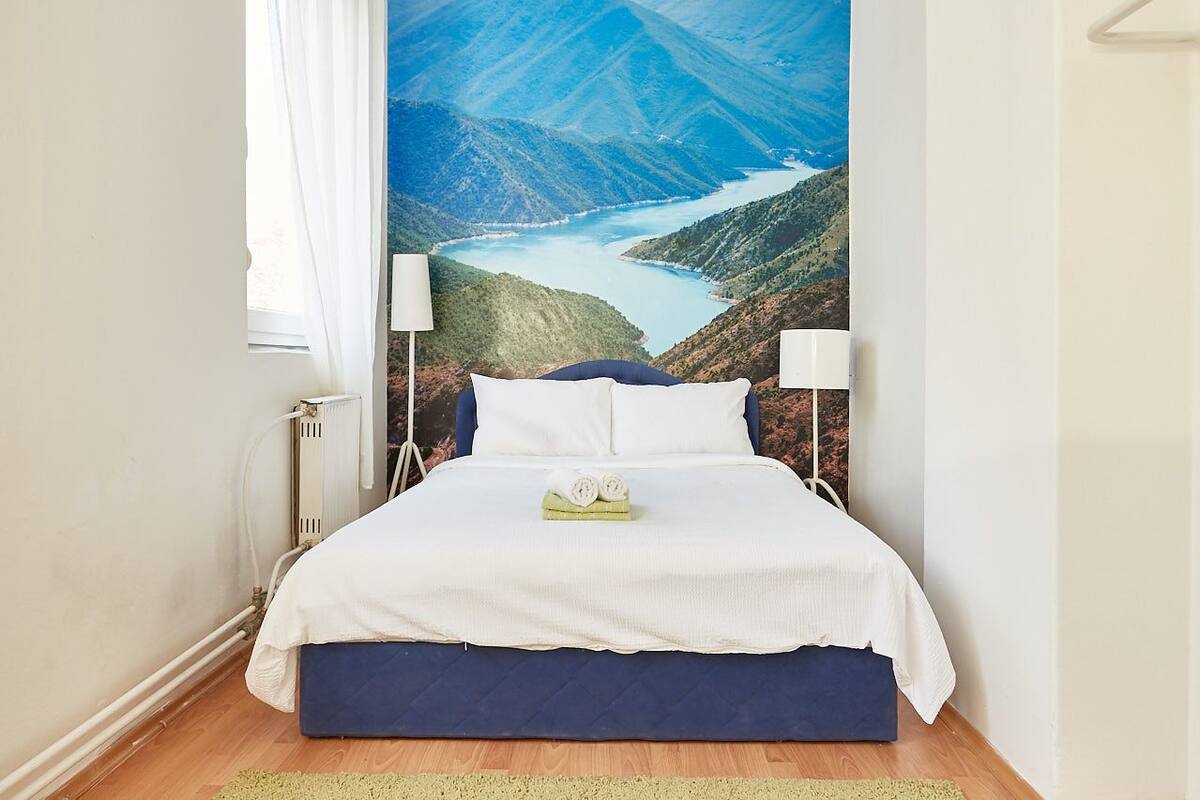 Habitación básica doble, baño compartido (2) | Wifi gratis y ropa de cama