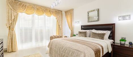 Luksushuoneisto, parveke | Ilmainen Wi-Fi