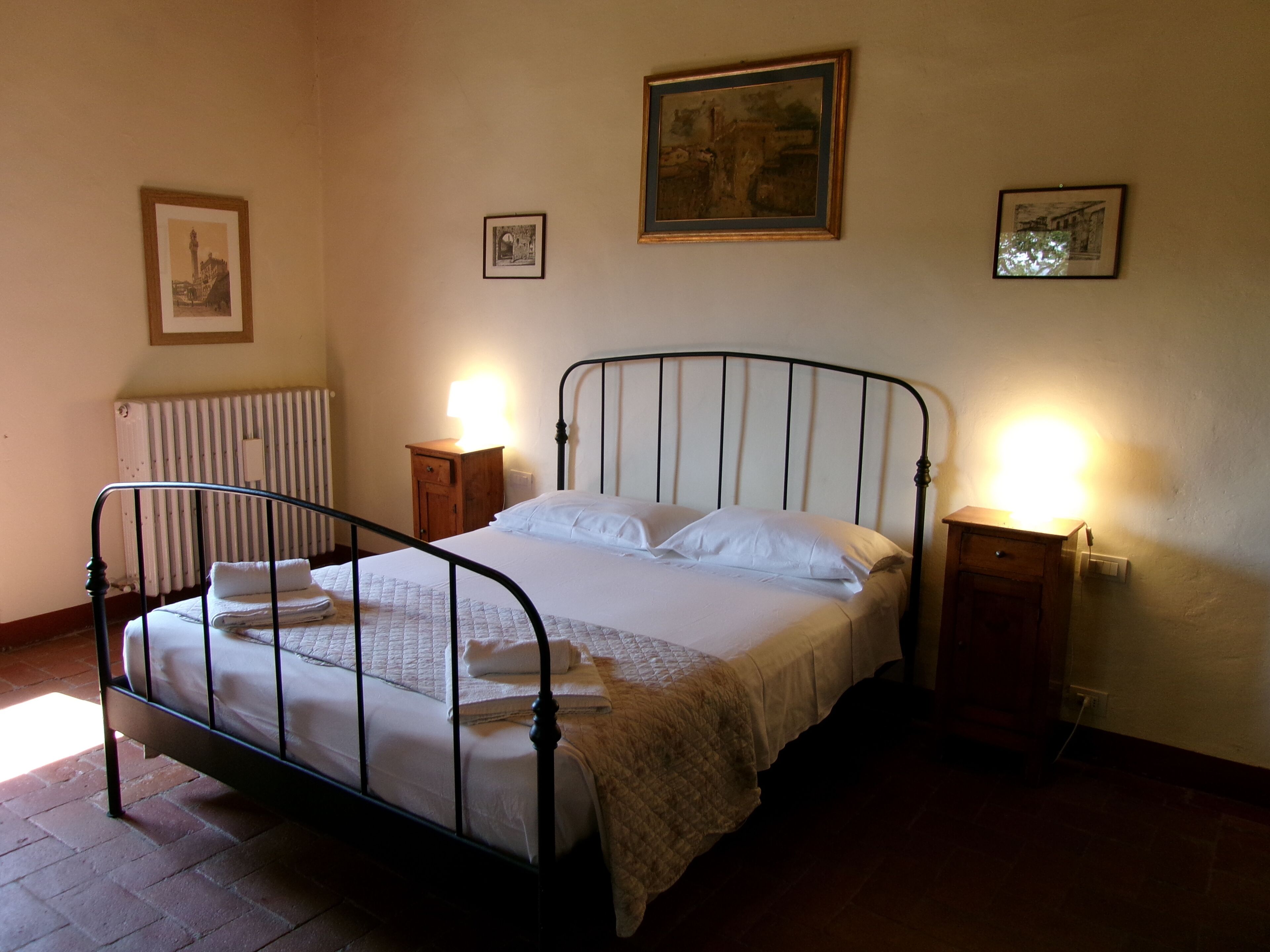 經典公寓 | 防敏寢具、書桌、手提電腦工作空間、遮光窗簾/窗簾