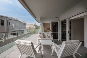 صورة غير مصنفة، 5 من 22، زرّ