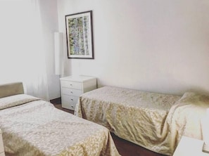 1 bedroom, iron/ironing board, WiFi - Blue Apartment, Second Floor (Unknown)