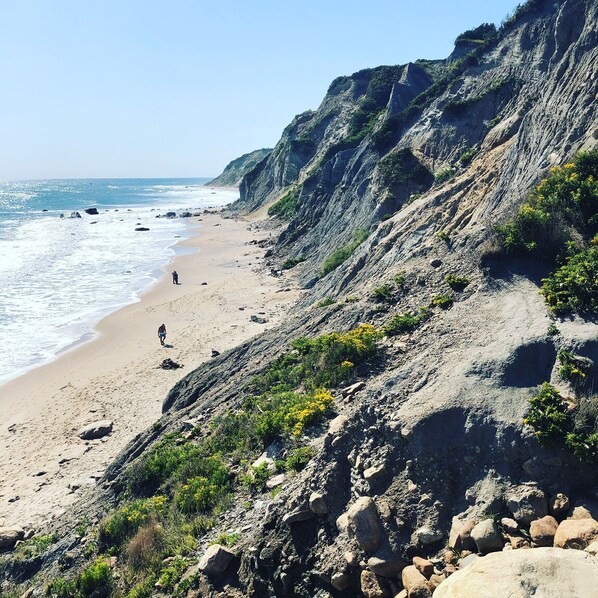Beach nearby, beach towels