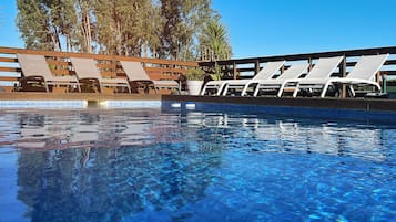 Utomhuspool