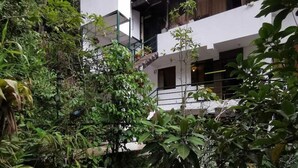 Garden - Inti Wasi Hostal & Spiritual Center (Machu Picchu)