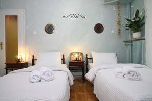 2 bedrooms, in-room safe, iron/ironing board, WiFi - Best location New apartment in Acropolis (Athina)