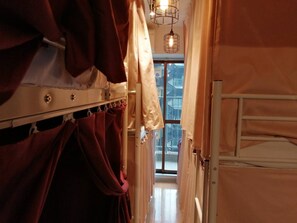 Shared Dormitory, Women only - Kawaii House - Hostel, Caters to Women (Tokyo)