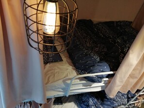 Shared Dormitory, Women only - Kawaii House - Hostel, Caters to Women (Tokyo)