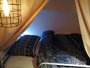Interior - Kawaii House - Hostel, Caters to Women (Tokyo)