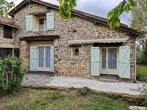 Exterior - 3 Bedroom character property (L'Âge)