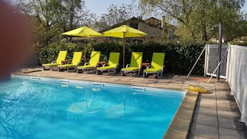 Piscine extérieure