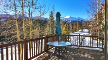 Townhouse Premium | Teras/patio