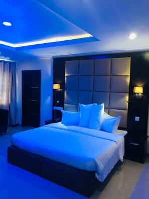 Room - Class Suites (Lagos)