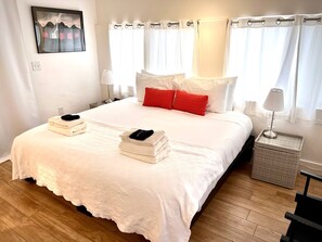1 slaapkamer, luxe beddengoed, een kluis op de kamer