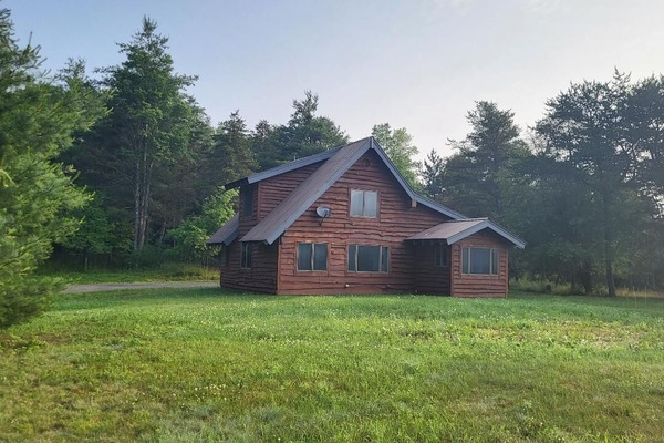 Welcome to the Jay Cabin!