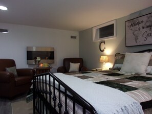 1 bedroom, desk, iron/ironing board, free WiFi