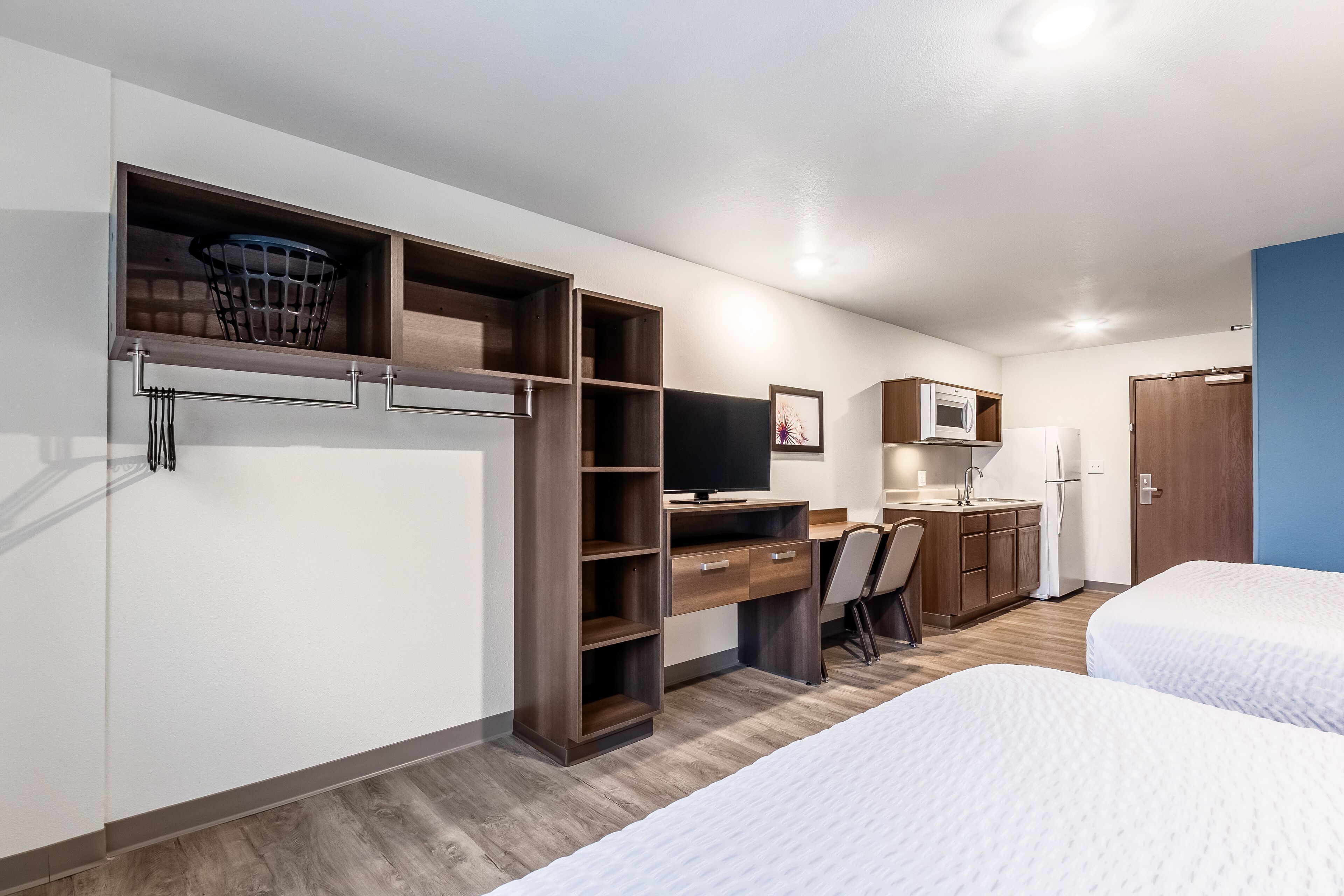 Studio – standard, 2 queensize-senger, ikke-røyk, kjøkken | Oppholdsområde | Flatskjerm-TV