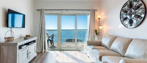 Smart TV, reproductor de DVD y libros