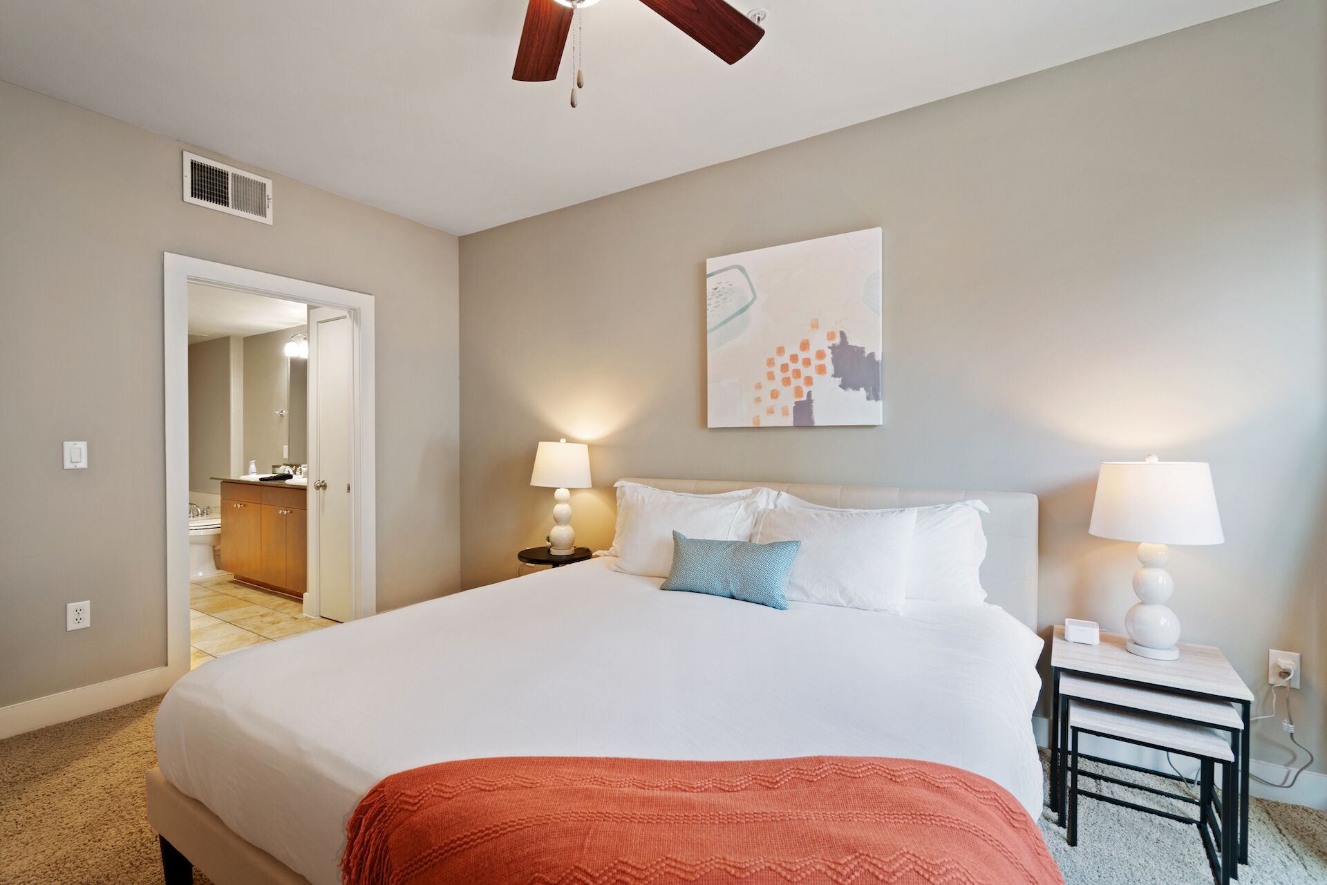 Kasa | Bright & Airy 2BD + Amenity Access | Plano