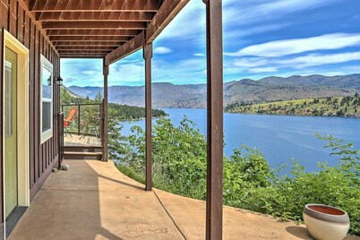 Mountainside Chelan - 2 houses for the price of one, private waterfront, small private pool .