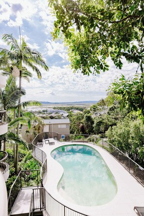 Unclassified image, 2 of 19, button - Elsa - Little Cove (Noosa Heads)