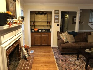 TV, fireplace - Perfect Rental for Masters Week! Less than Five Miles From the Course! (Augusta)