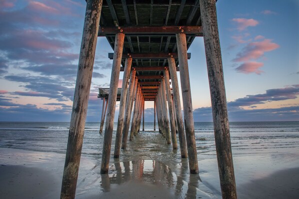 Beach nearby, sun loungers