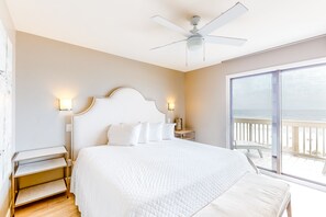 2 bedrooms, internet, bed sheets - Ramsgate getaway w/ panoramic view, beach access & shared pool (Panama City Beach)