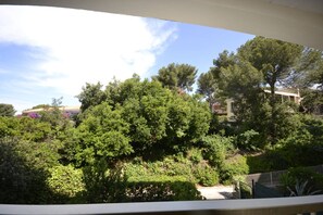 Property grounds - APARTMENT BRISE MARINE (BORMES-LES-MIMOSAS)
