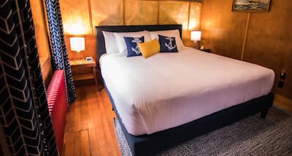 Anchor Inn Resort