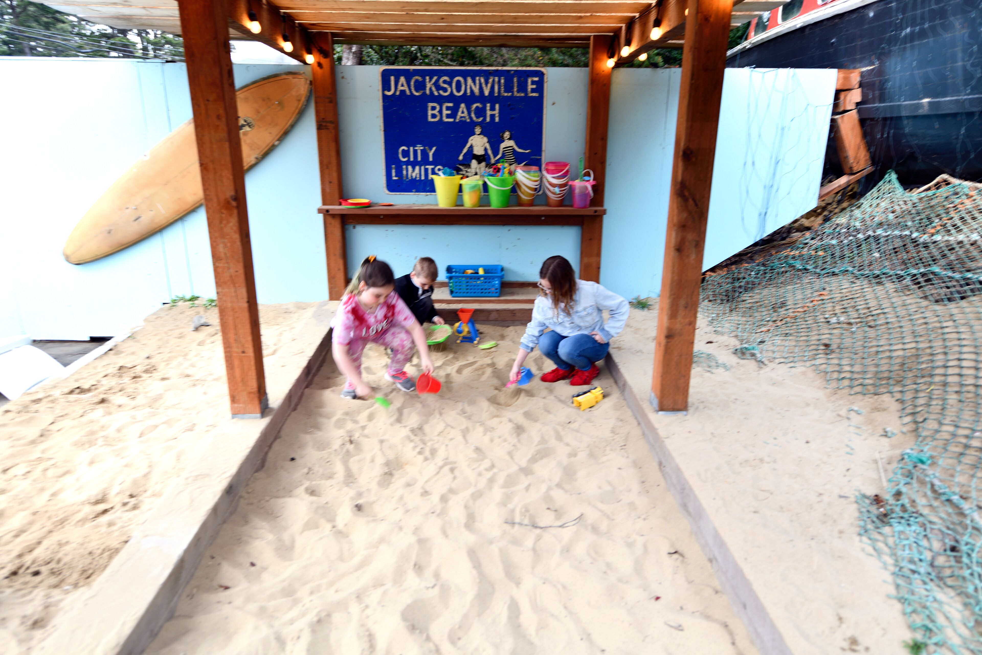 children’s play area – outdoor