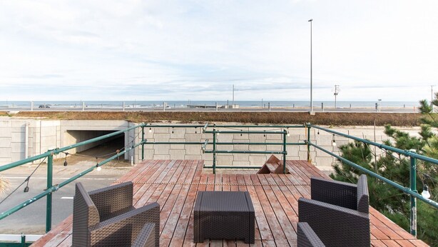 Maison (Private Vacation Home) | Vue depuis le balcon
