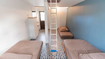 Private Vacation Home | 2 bedrooms, iron/ironing board, free WiFi