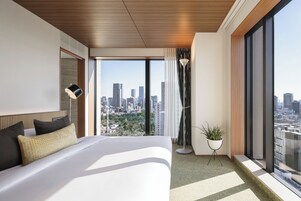 AOYAMA Suite King with City view, Non Smoking