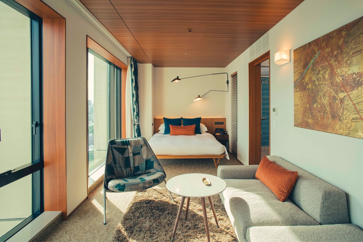 1 bedroom, premium bedding, down duvets, free minibar