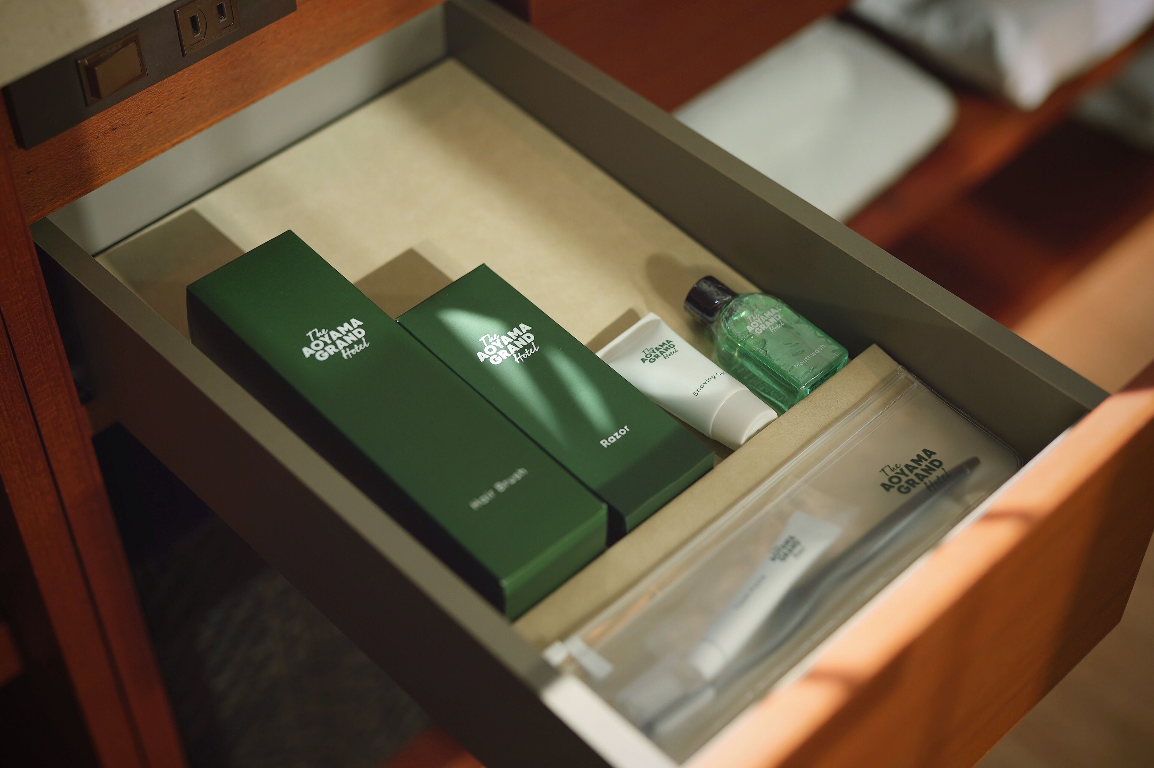 1 bedroom, premium bedding, down duvets, free minibar