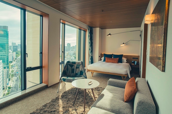 1 bedroom, premium bedding, down duvets, free minibar