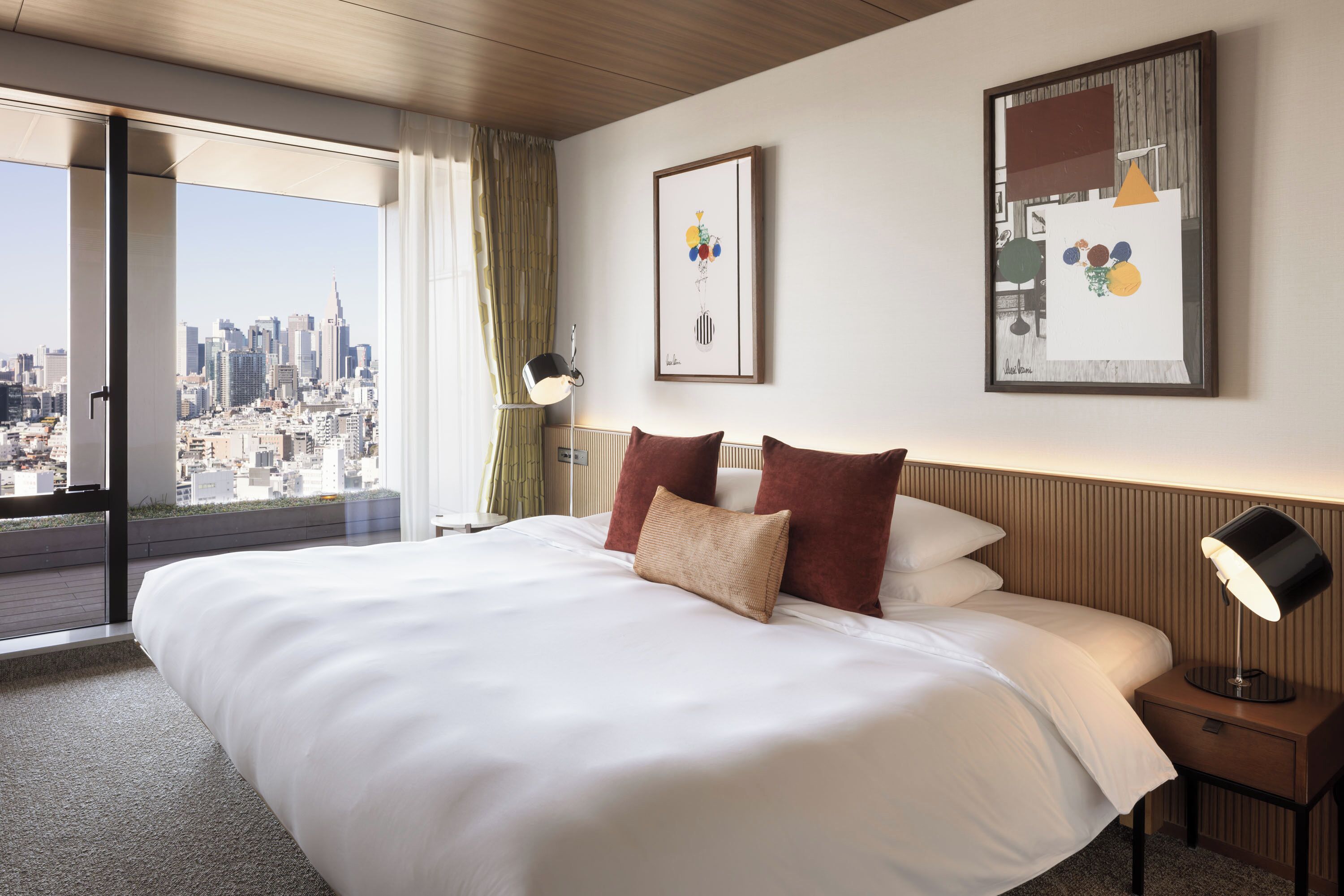 Phòng Deluxe, 1 giường cỡ king, không hút thuốc, quang cảnh thành phố | Bộ đồ giường cao cấp, chăn bông, minibar với thức uống miễn phí 