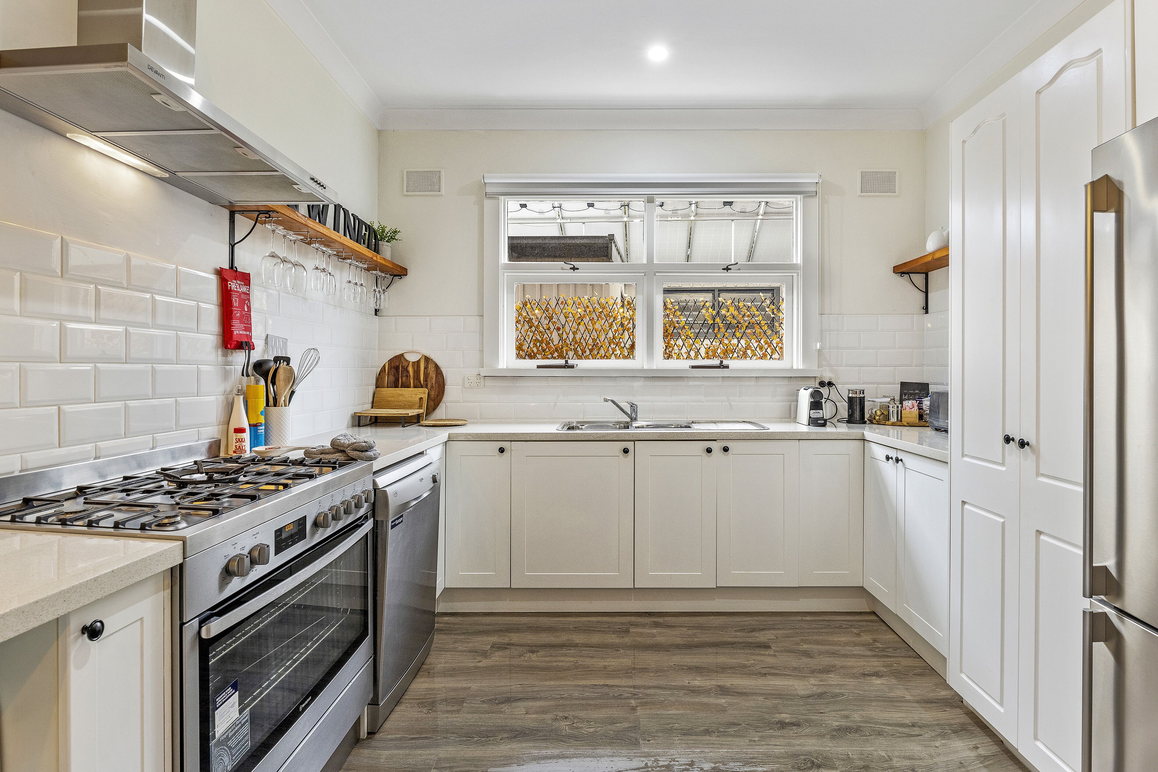White on Wright Clare — image 15