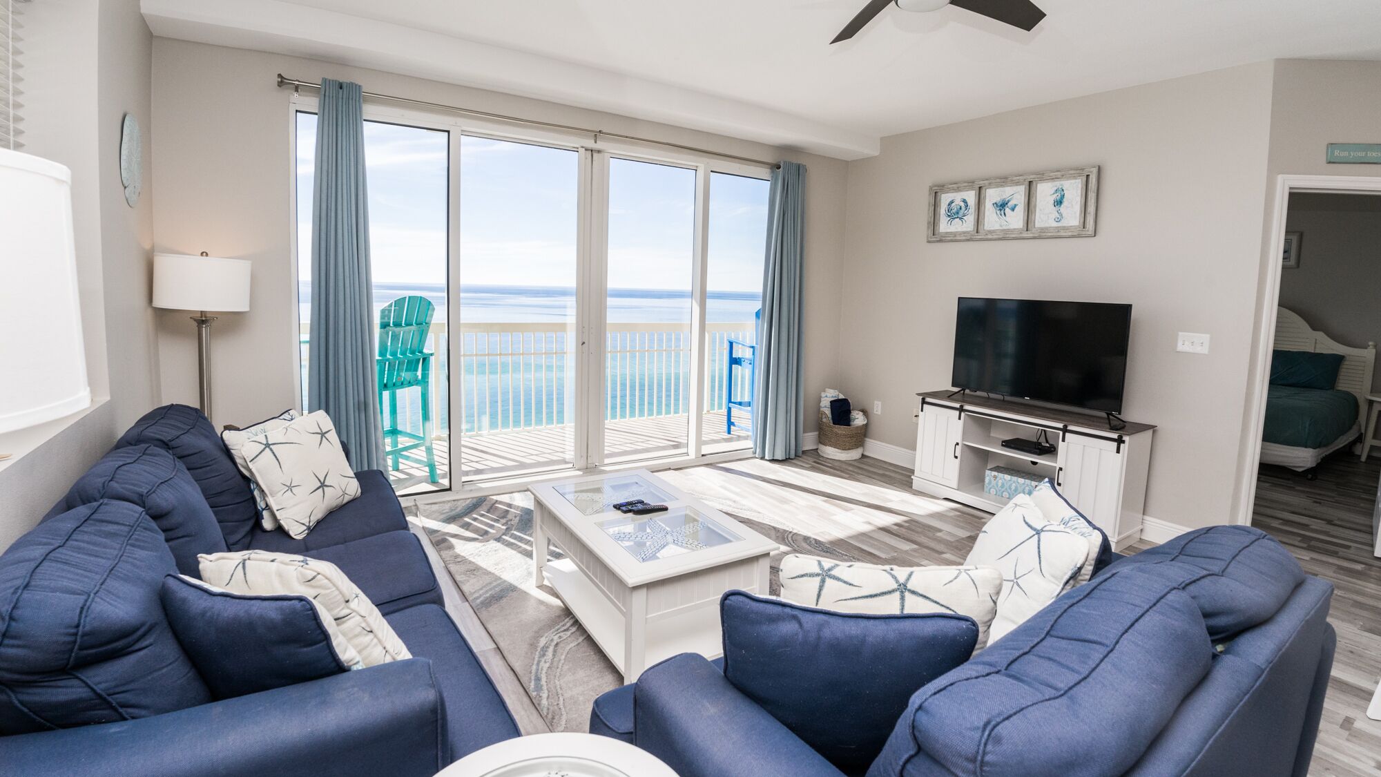 September availability - 3 bed/3 bath beachfront condo!