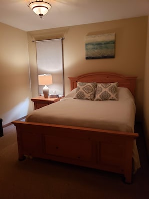 3 Schlafzimmer, Schreibtisch, Bügeleisen/Bügelbrett, kostenloses WLAN