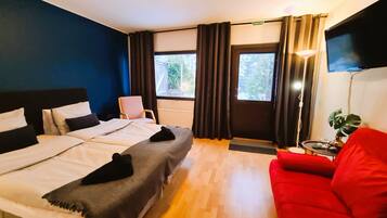 标准开间套房 | 1 多间卧室、熨斗/熨板、床单