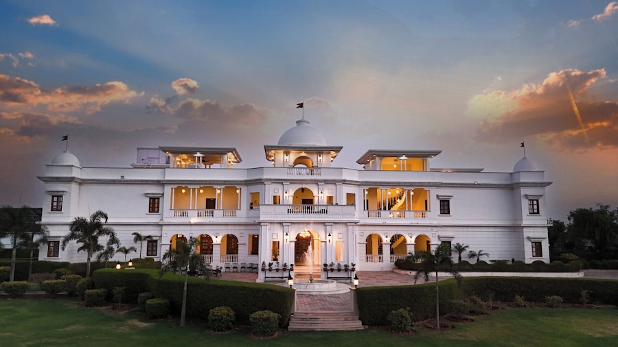 Umaid Farm Resort - A Legacy Vintage Stay in Jaipur