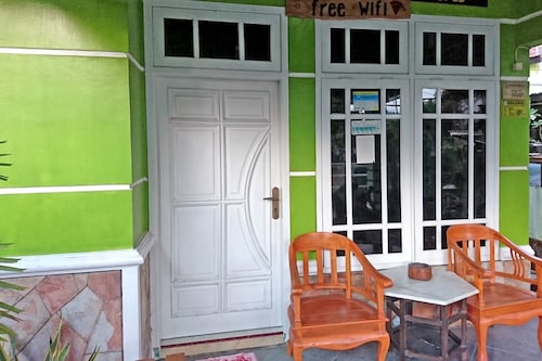 SPOT ON 2531 Tri Putra Homestay
