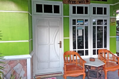 SPOT ON 2531 Tri Putra Homestay