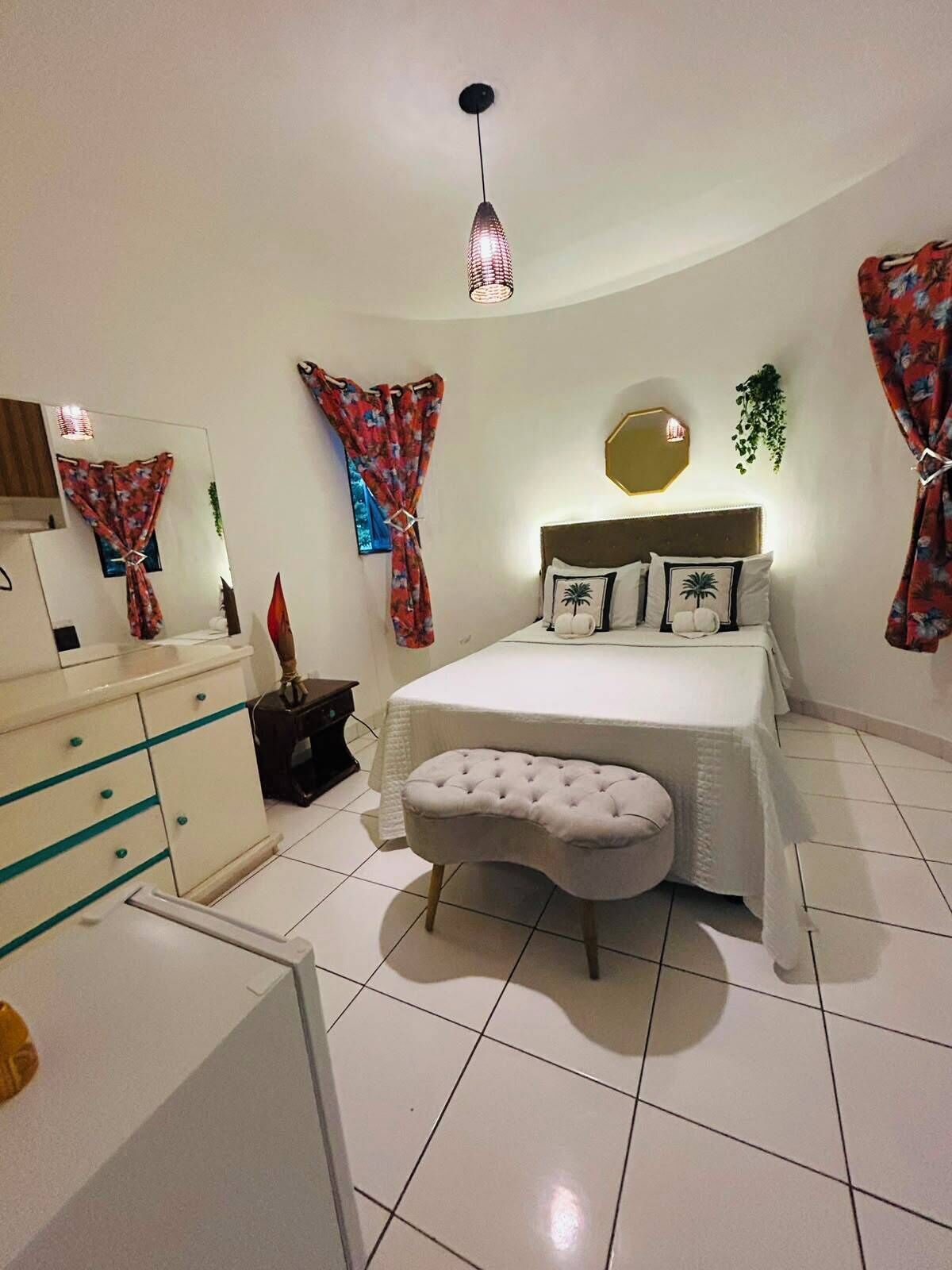 Standaard Twin kamer | Een minibar, verduisterende gordijnen, gratis wifi, beddengoed