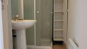 Douche, papier toilette