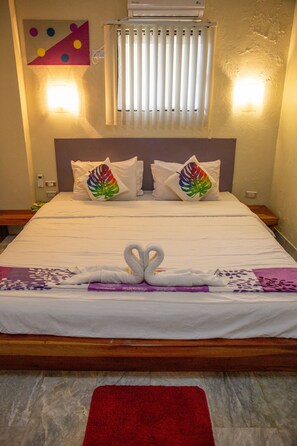 Luxury-Doppelzimmer | Individuell dekoriert, individuell eingerichtet, Schreibtisch