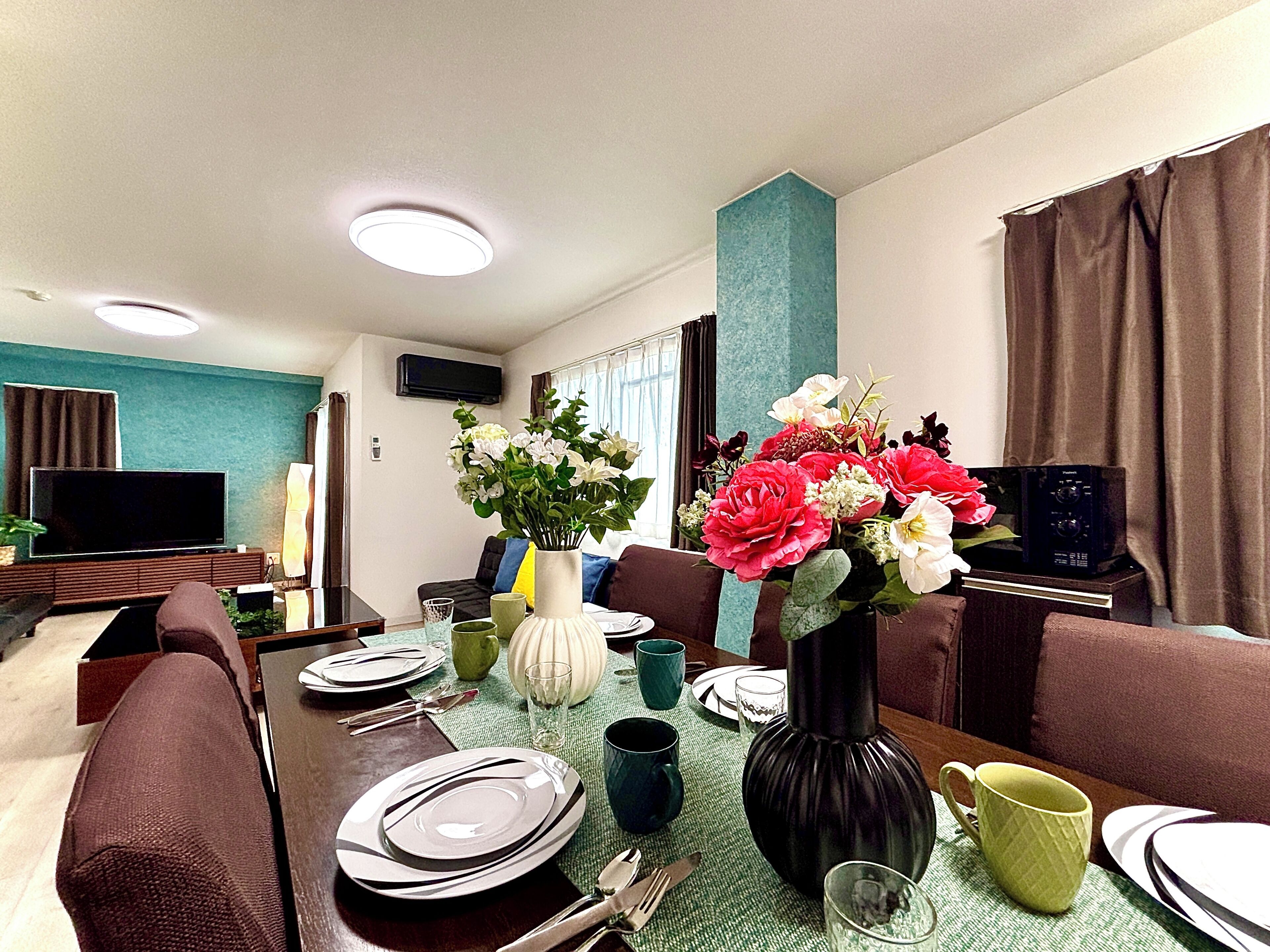 شقة - غرفة نوم واحدة | 1 غرفة نوم وألحفة محشوة بالريش ومكتب ومساحة عمل للكمبيوتر المحمول